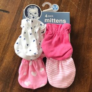 Gerber 4 pack mittens